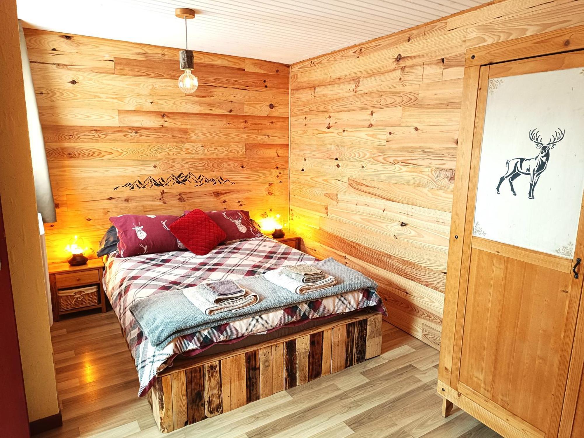 Gite Ha-Py Chalet Campan Dış mekan fotoğraf